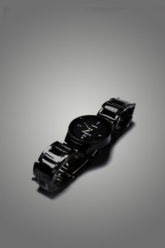 Stylish Black Women's Quartz Watch