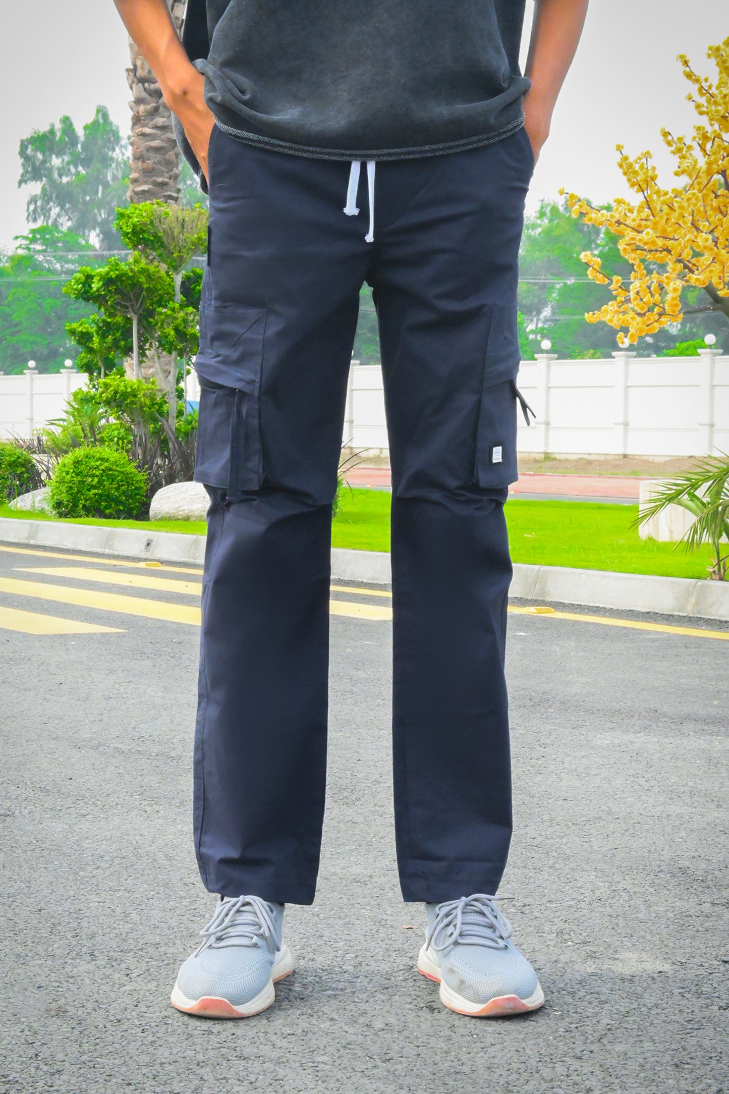 Men's Cargo trouser with 6 pockets